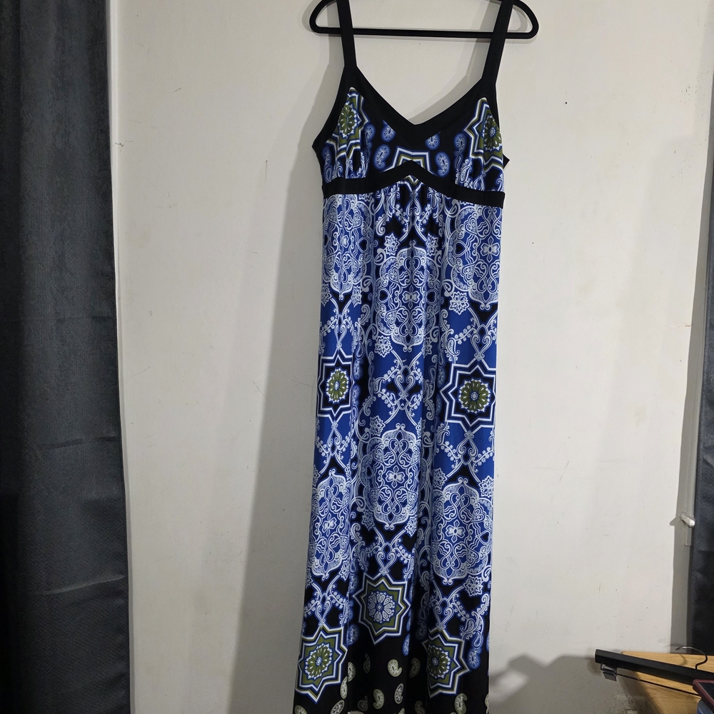 Apt. 9 Blue and Black Patterned Maxi Dress